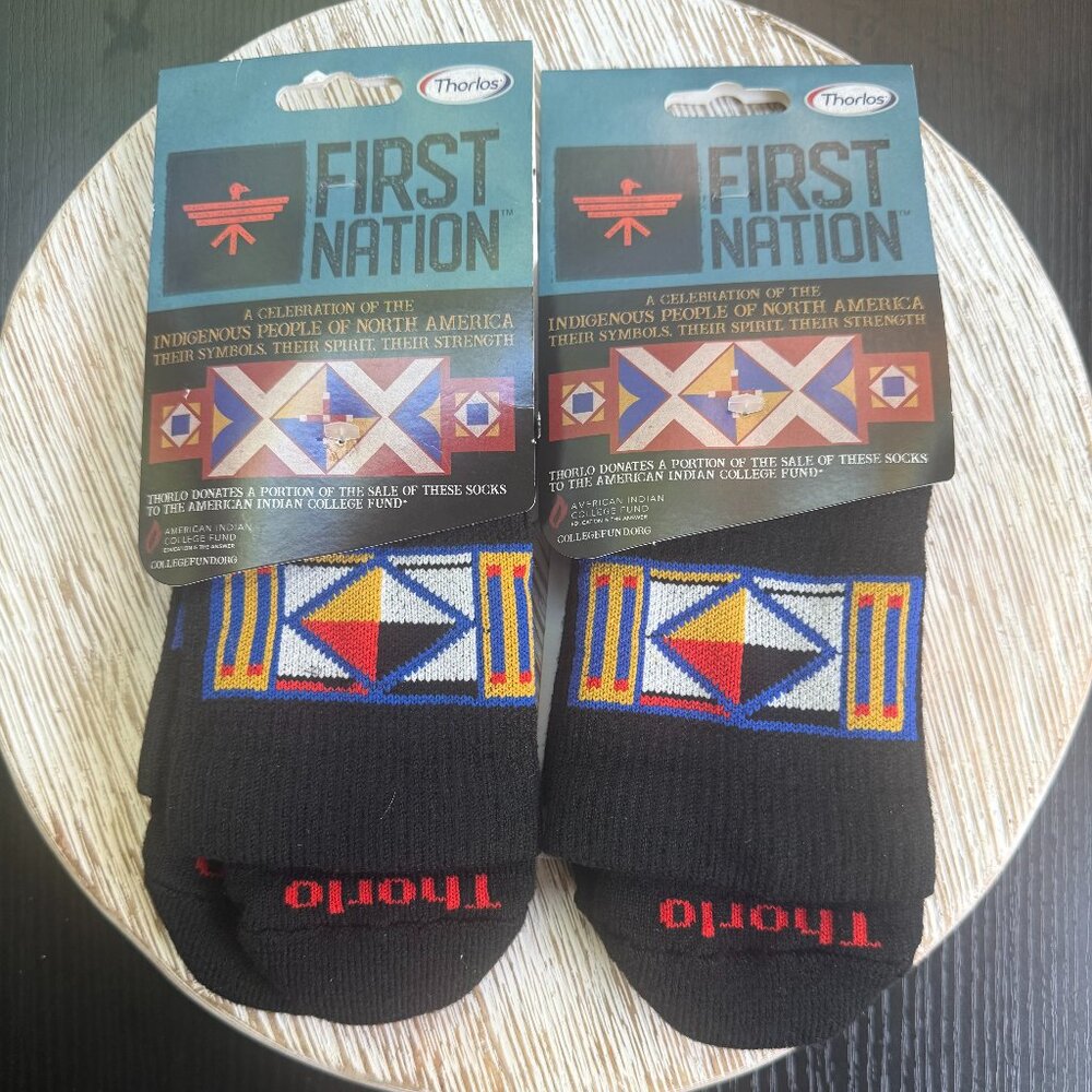 Thorlos First Nation Bundle 2 Quarter Crew Socks Unisex Medium Black New
